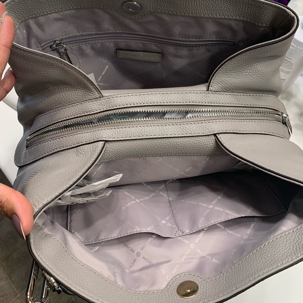 Michael kors handbag - Picture 3 of 4
